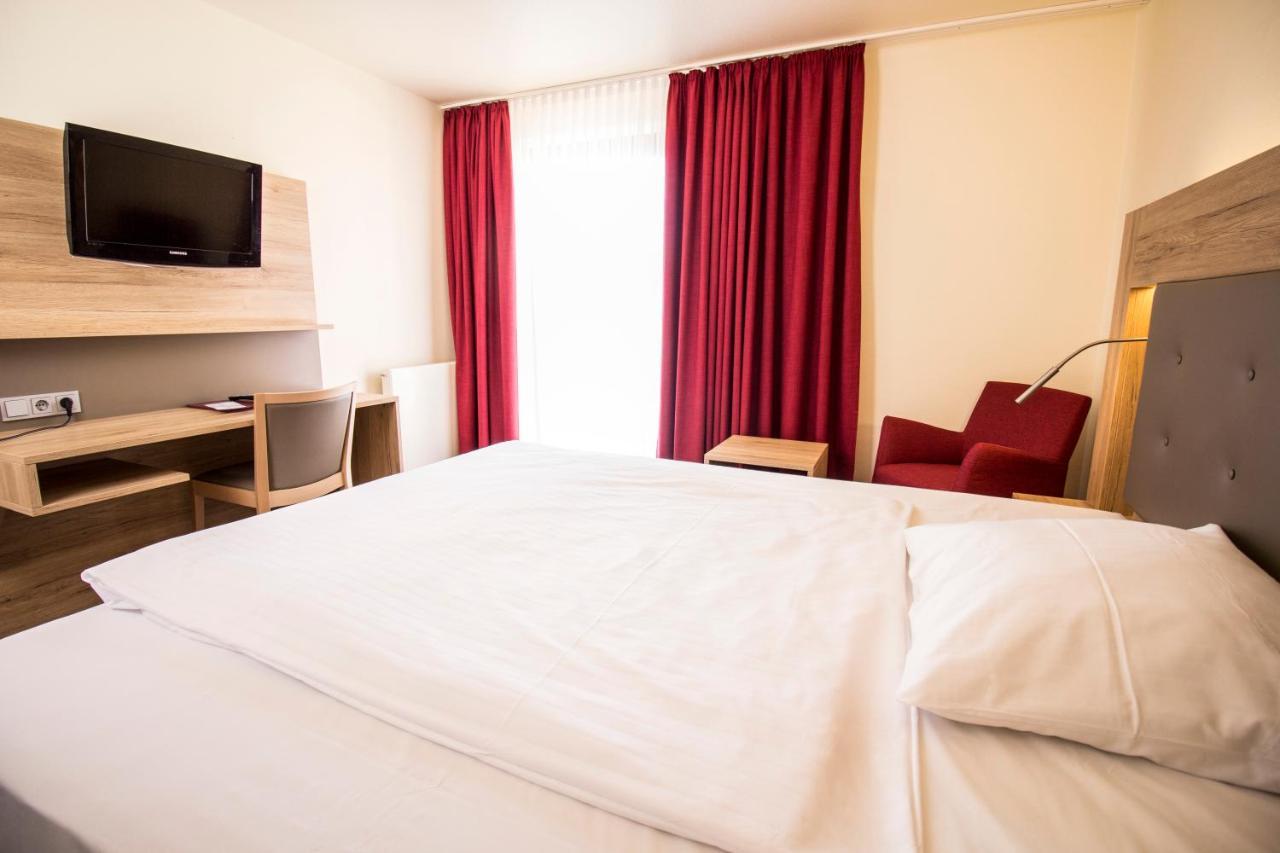 Arvena Park Hotel Нюрнберг Экстерьер фото