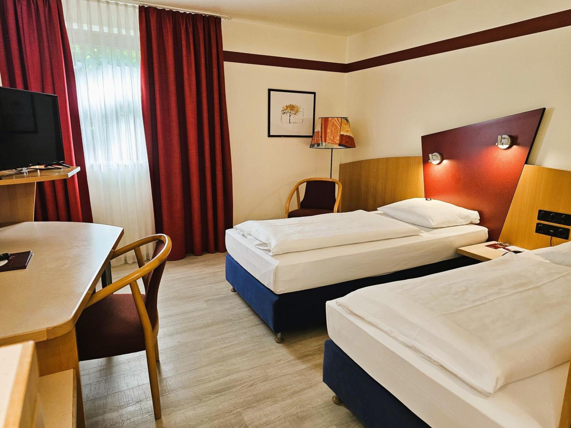 Arvena Park Hotel Нюрнберг Экстерьер фото