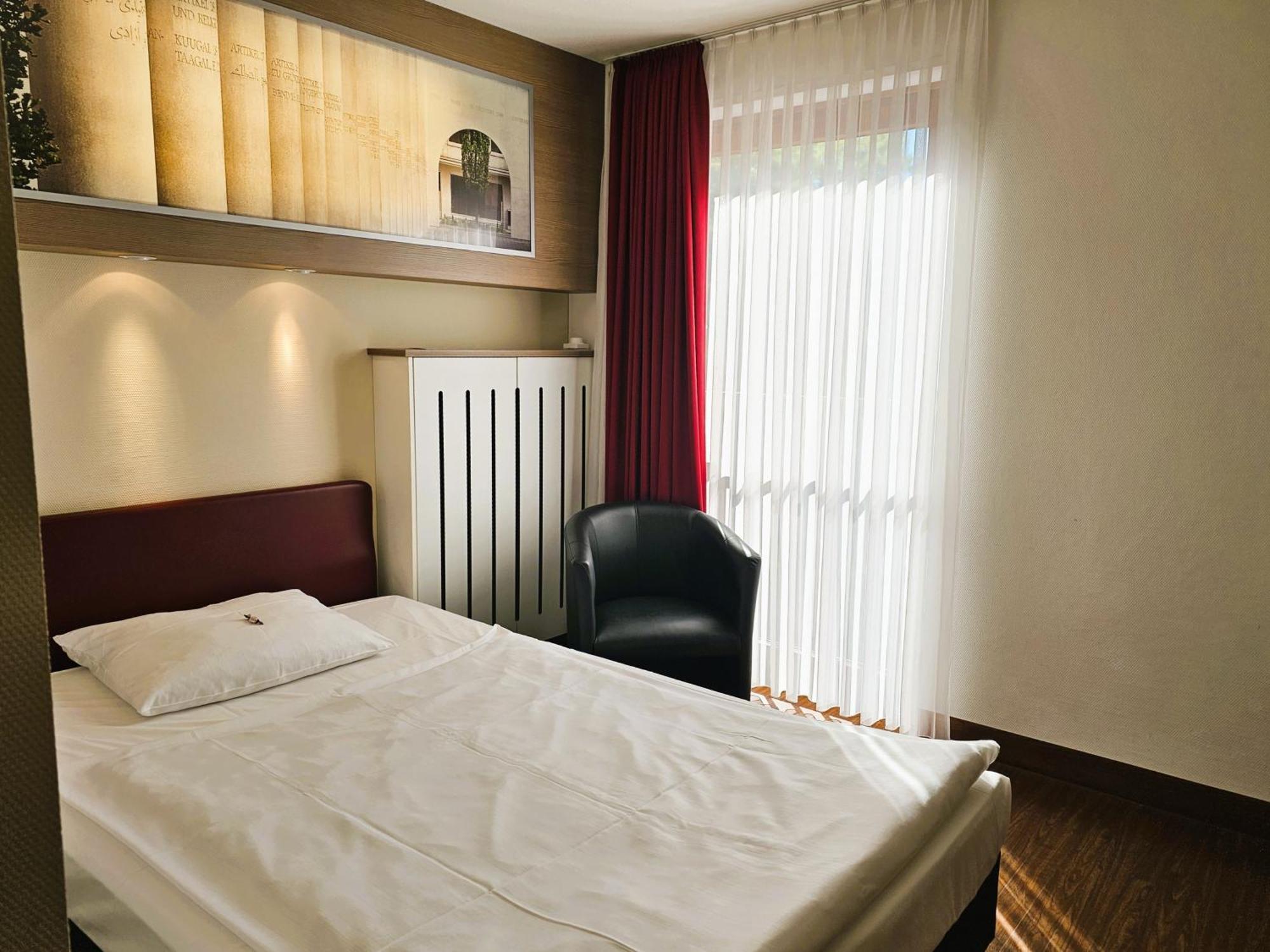 Arvena Park Hotel Нюрнберг Экстерьер фото