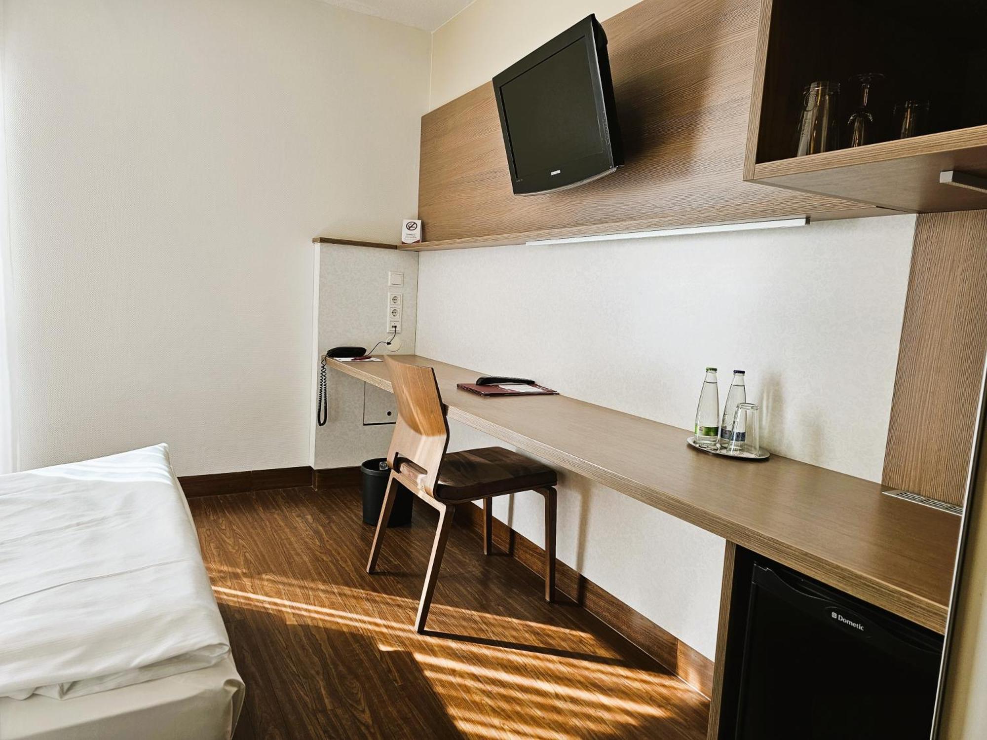 Arvena Park Hotel Нюрнберг Экстерьер фото
