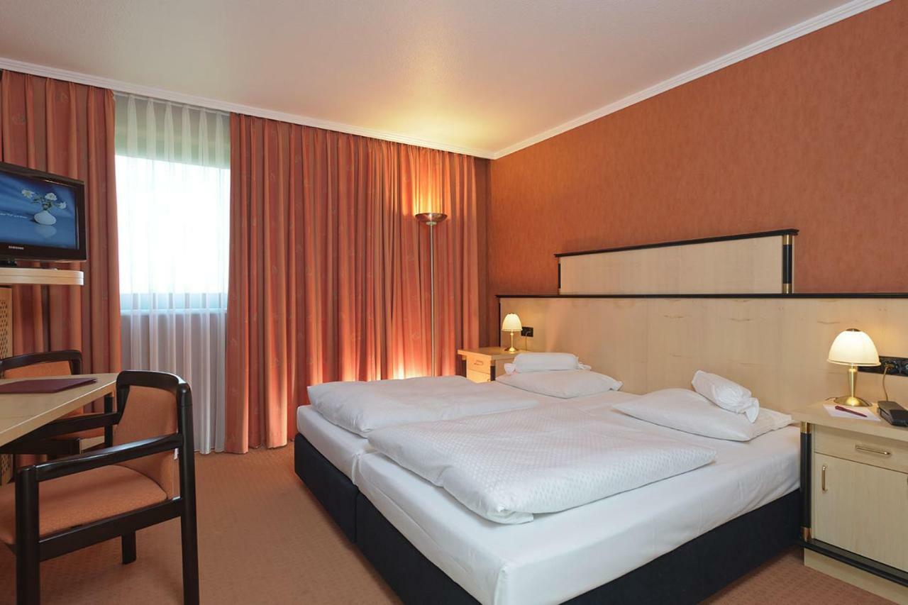 Arvena Park Hotel Нюрнберг Экстерьер фото